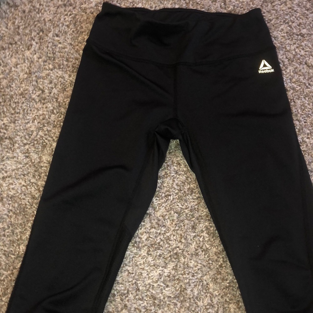 very comfortable black reebok leggings